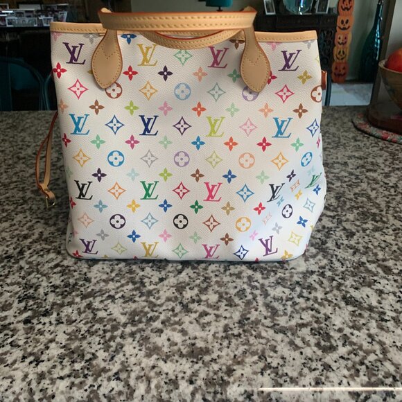 Oversized Tote - Picture 8 of 8